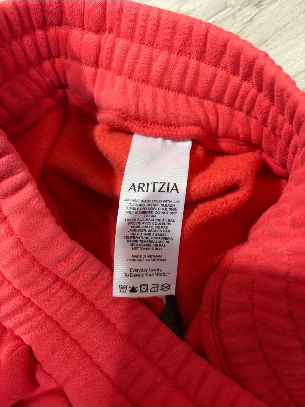 Aritzia Red Athletic Dolphin Shorts with White Trim - Picture 7 of 8